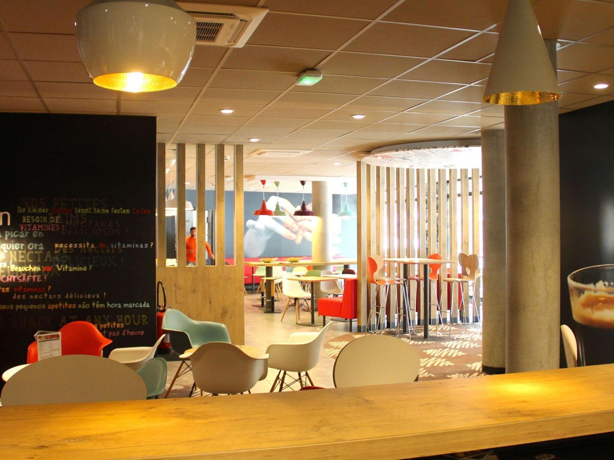 Ibis Lille Centre Grand Palais Hotel Exterior photo